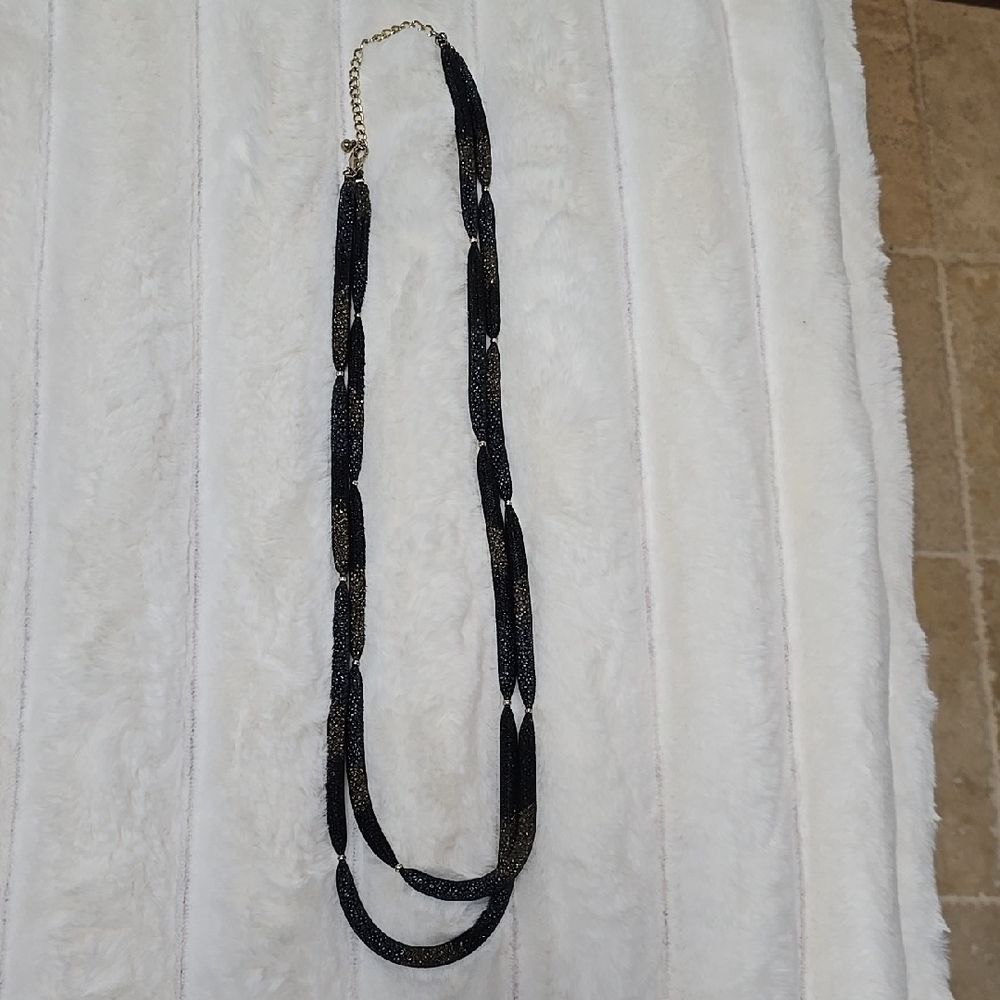 Elegant Black Beaded Necklace